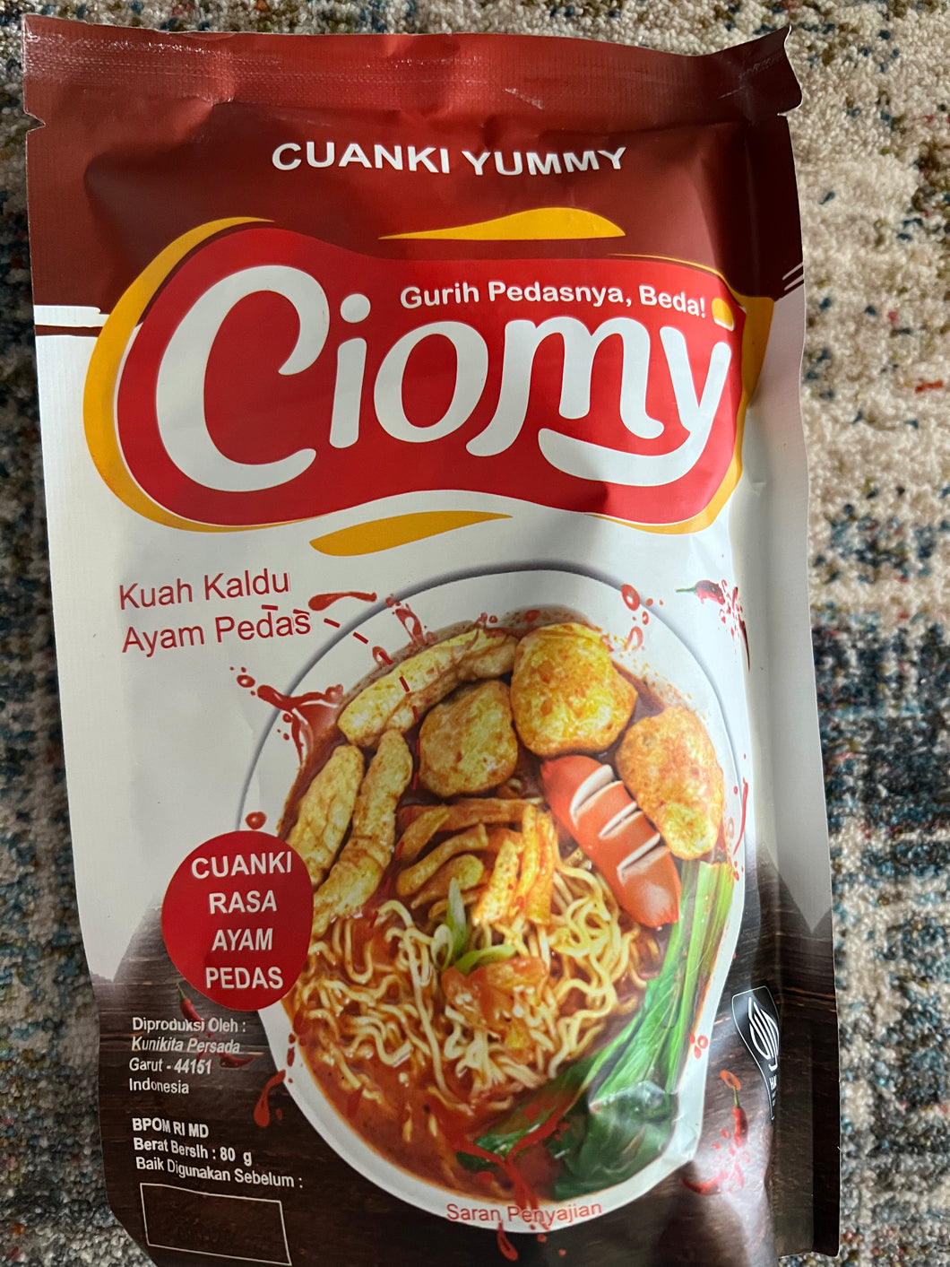 Ciomy cuanki kuah kaldu Ayam Pedas